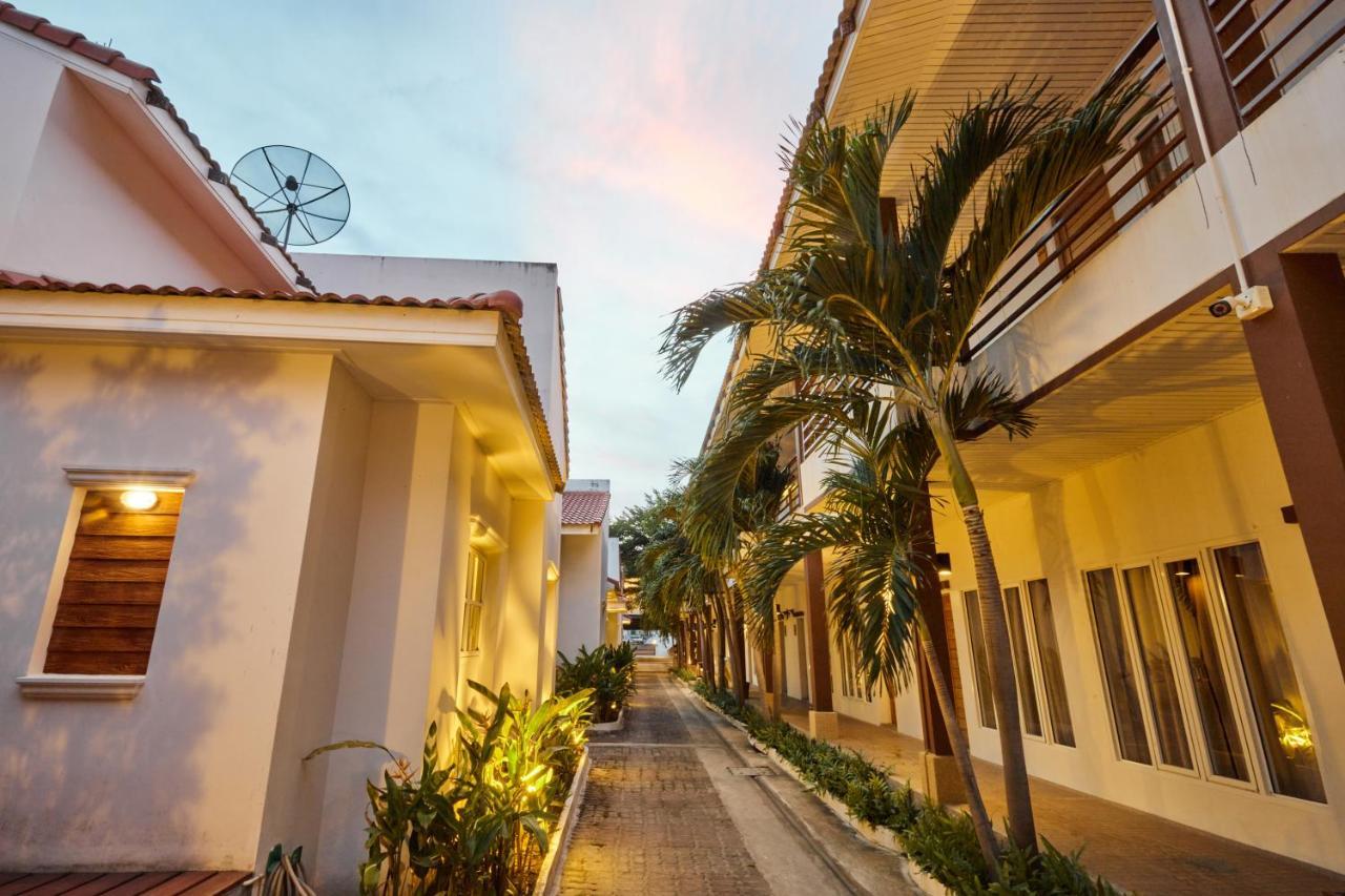 Talay Hotel&Villa Cha-am Exterior foto